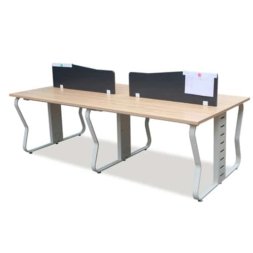 Với bàn làm việc văn phòng nội thất 190 BG05V, bạn không chỉ có một chiếc bàn làm việc chất lượng cao mà còn làm mới không gian làm việc của bạn. Sản phẩm này được thiết kế với hộc liền rộng rãi, đem lại không gian thoải mái cho việc lưu trữ và làm việc. Đến và xem những tính năng xuất sắc của sản phẩm trong năm